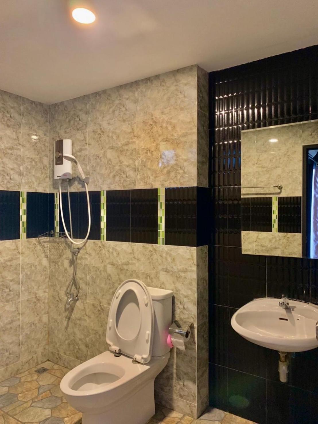 Dm Inn Khon Kaen Exterior foto