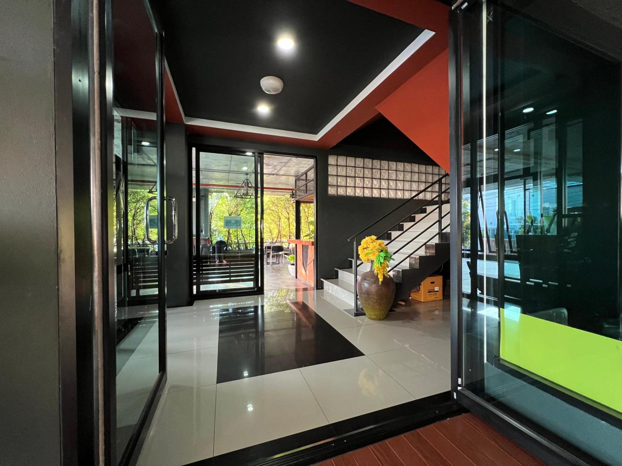 Dm Inn Khon Kaen Exterior foto
