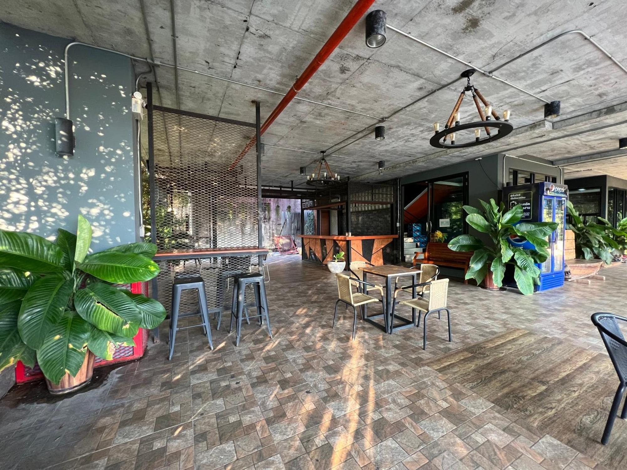 Dm Inn Khon Kaen Exterior foto